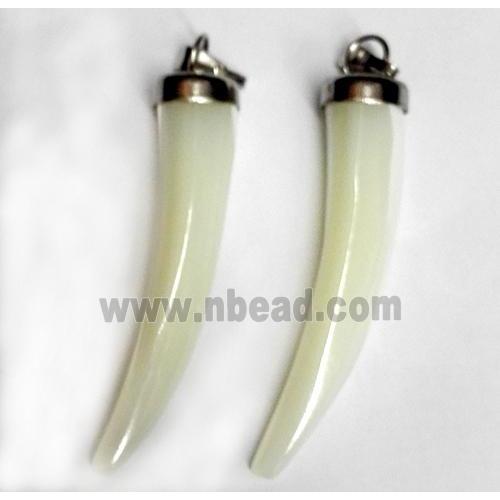 pearl shell pendant, horn