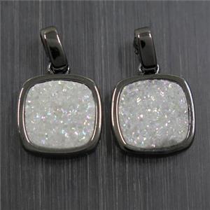 white AB-color Druzy Agate pendant, square, black plated, approx 11x11mm
