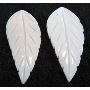 shell pendant without hole, leaf, approx 24x50mm