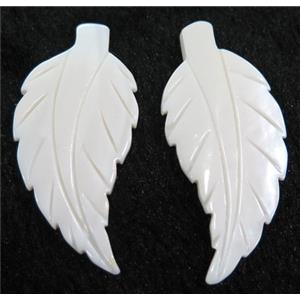 shell pendant without hole, leaf, approx 25x65mm