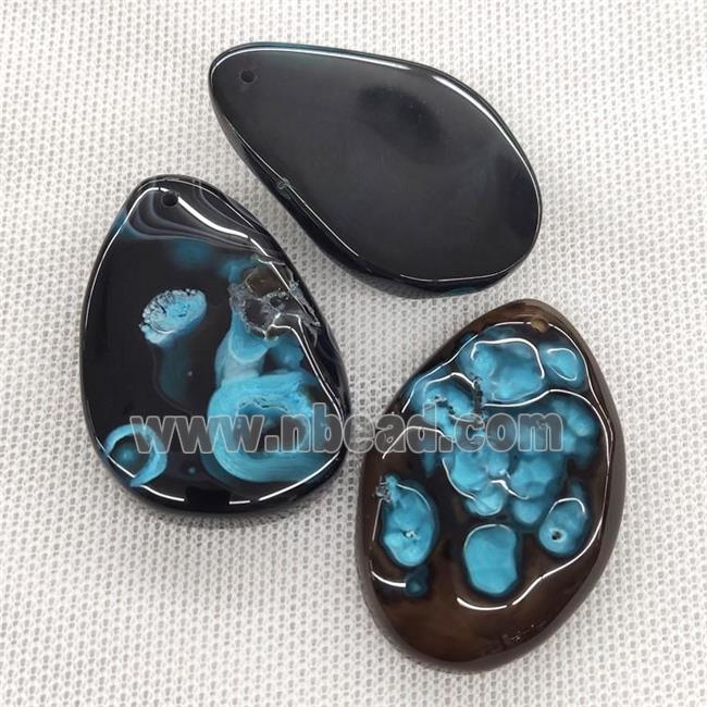 Natural Agate Teardrop Pendant Dye Turqblue