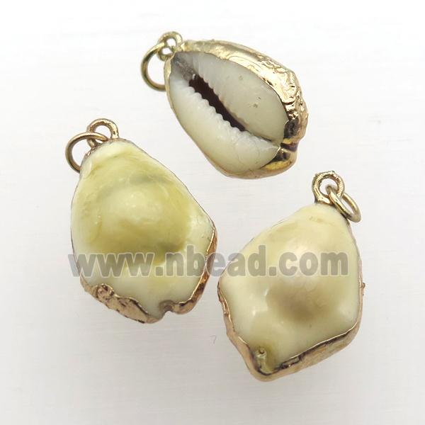 Conch Shell pendant, yellow, gold plated