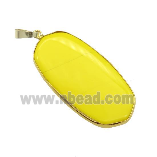 Howlite Oval Pendant Yellow Dye Gold Plated