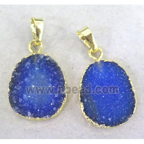 agate druzy pendant, blue dye, freeform, gold plated