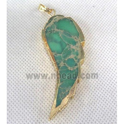 Sea Sediment pendant, angel wing, green
