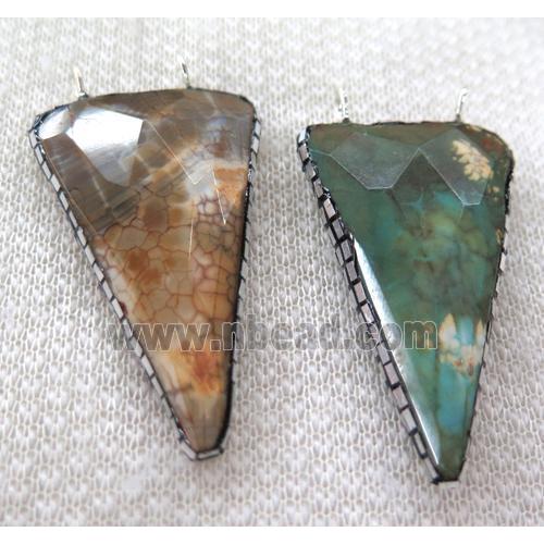 Dragon veins Agate pendant pave silver foil with 2loops, faceted triangle