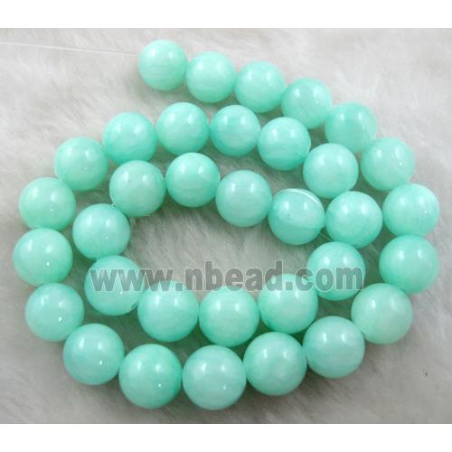 Round Jade bead, lt.green dye, stabile