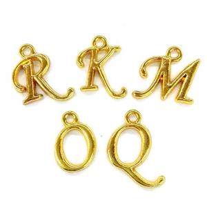 alphabet pendant, mixed letter, gold plated, approx 10-14mm
