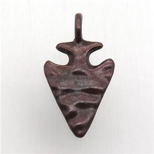 hammered copper arrowhead pendant, antique red, approx 14-28mm