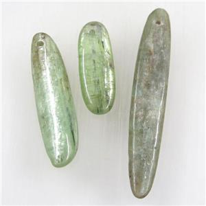 green Kyanite pendant, stick, approx 12-50mm