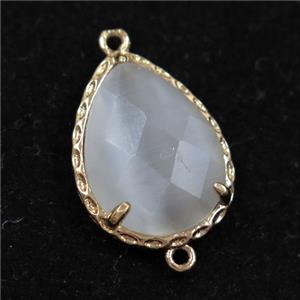 white glass connector, faceted teardrop, gold plated, approx 14x18mm