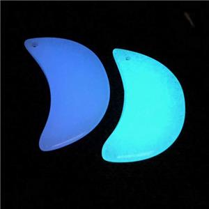 noctilucent stone moon pendants, mixed, approx 15-27mm