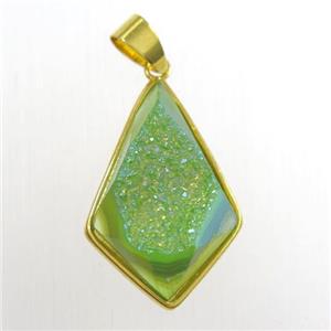 green Druzy Agate teardrop pendant, approx 16-25mm