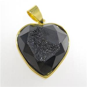 black Druzy Agate heart pendant, approx 18mm dia