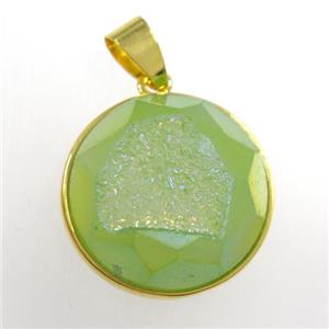 green Druzy Agate circle pendant, approx 18mm dia