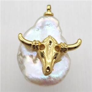 Natural pearl pendant with bullhead, approx 10-16mm