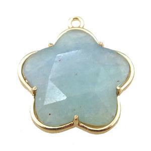 green Quartz flower pendant, faceted, gold plated, approx 22mm