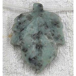green jasper pendant, leaf, approx 35x50mm, 6pcs per st