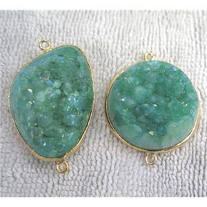 green quartz druzy connector, freeform, gold plated, approx 15-35mm