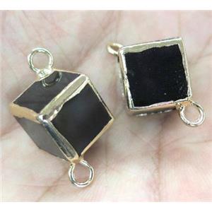 black onyx connector, cube, approx 12x12mm