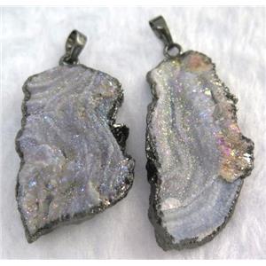agate druzy slice pendant, freeform, AB color, black plated, approx 20-40mm