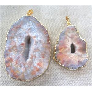 dragon veins agate druzy pendant, freeform, pink AB-color, gold plated, approx 20-60mm