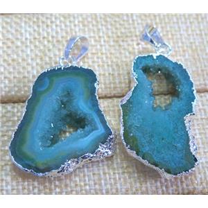 green druzy agate slice pendant, freeform, silver plated, approx 20-40mm
