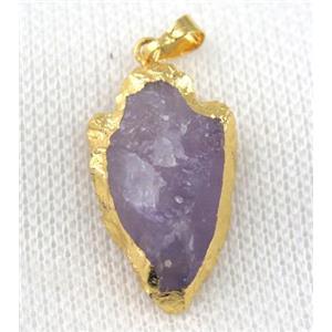 hammered Amethyst Arrowhead pendant, purple, gold plated, approx 15-25mm