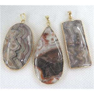 Agua Nueva Mexican Crazy Agate pendant, mix shaped, gold plated, approx 20-60mm