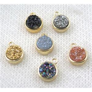 mix druzy quartz pendant, flat-round, copper, gold plated, approx 8mm dia