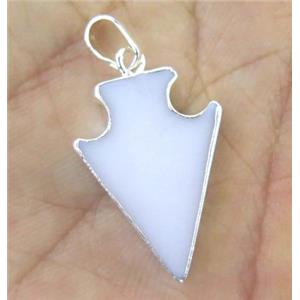 white Porcelain arrowhead pendant, silver plated, approx 15-23mm