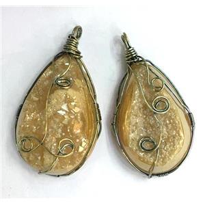lt.gold champagne druzy Quartz pendant, freeform, wire wrapped, approx 20-40mm