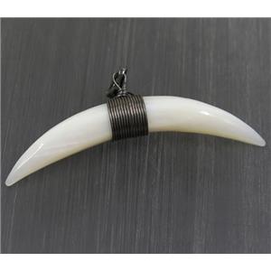white pearl shell horn pendant, black wire wrapped, approx 10-60mm