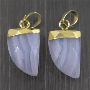 Blue Lace Agate horn pendants, gold plated, approx 10-15mm