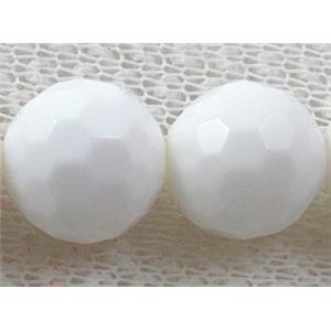 Tridacna shell beads, faceted round, white, 14mm dia, 28pcs per st