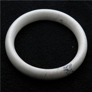 natural white Magnesite Turquoise Bangle, approx 9-15mm, 67mm dia