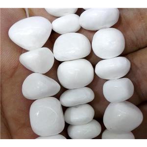 white jade beads, freeform chips, stabile, approx 6-10mm, 28 inches length