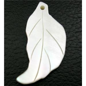 Mother of pearl leaf pendant, 15x30mm