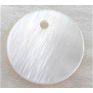 freshwater shell pendant, flat-round, white, 15mm dia