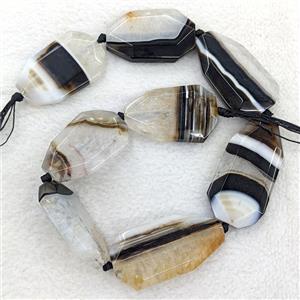Natural Druzy Agate Slice Beads Freeform Black White Dye, approx 25-50mm