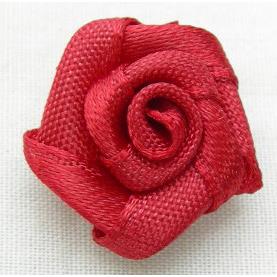 Red Hand-Weave Clothing Rose Pedals