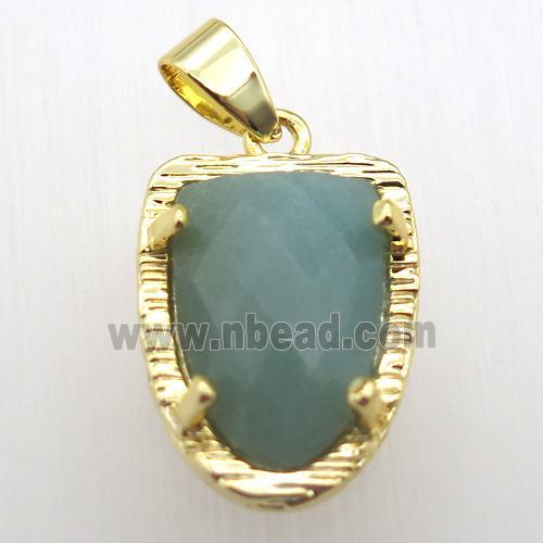 green aventurine tongue pendant, gold plated