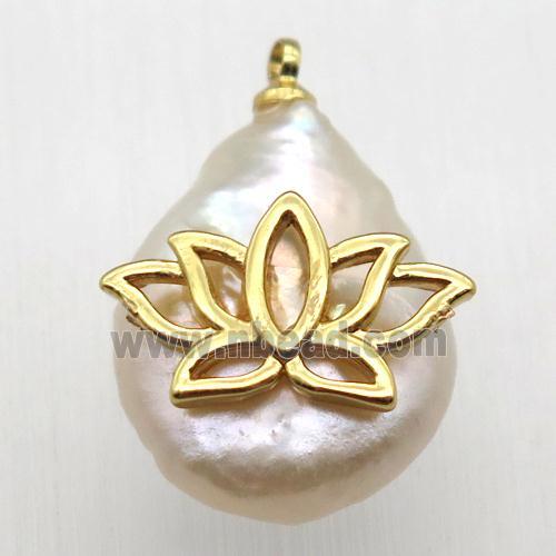 Natural pearl pendant with lotus