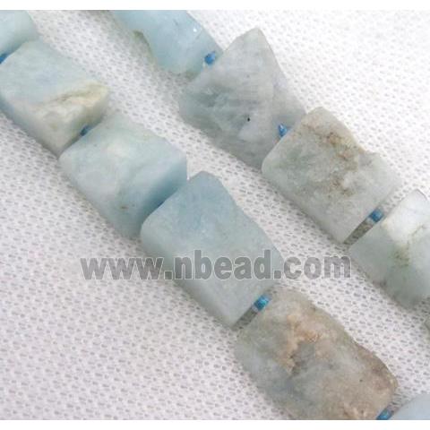 Aquamarine bead, freeform, blue