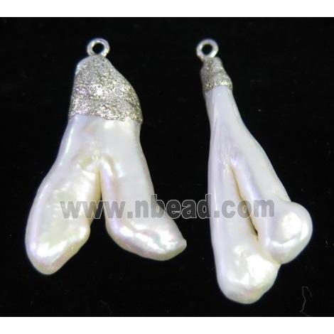 freshwater pearl pendant, white
