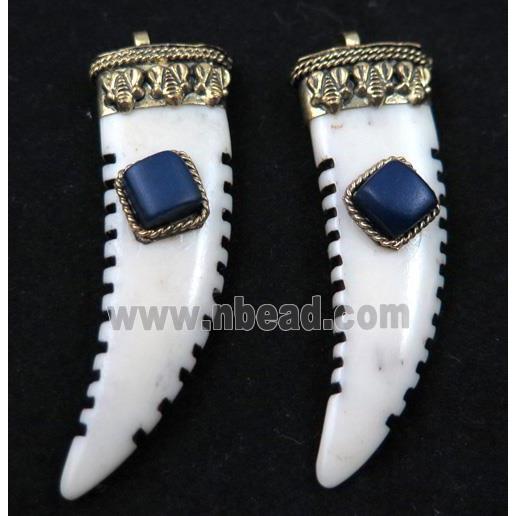 white bone horn pendant
