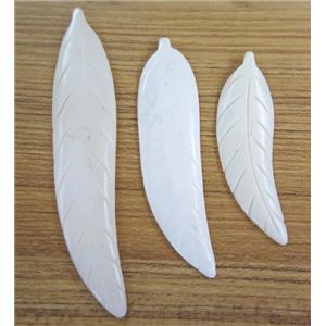 white cattle bone leaf pendant without hole, approx 18-65mm
