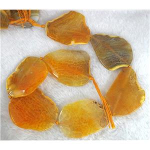 natural Agate slab beads, freeform, yellow, approx 45-55mm, 7-8pcs per st