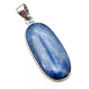 blue Kyanite oval pendant, approx 10-23mm