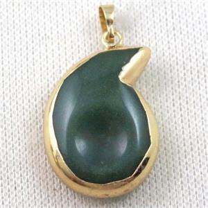 green aventurine snail pendant, gold plated, approx 22-30mm